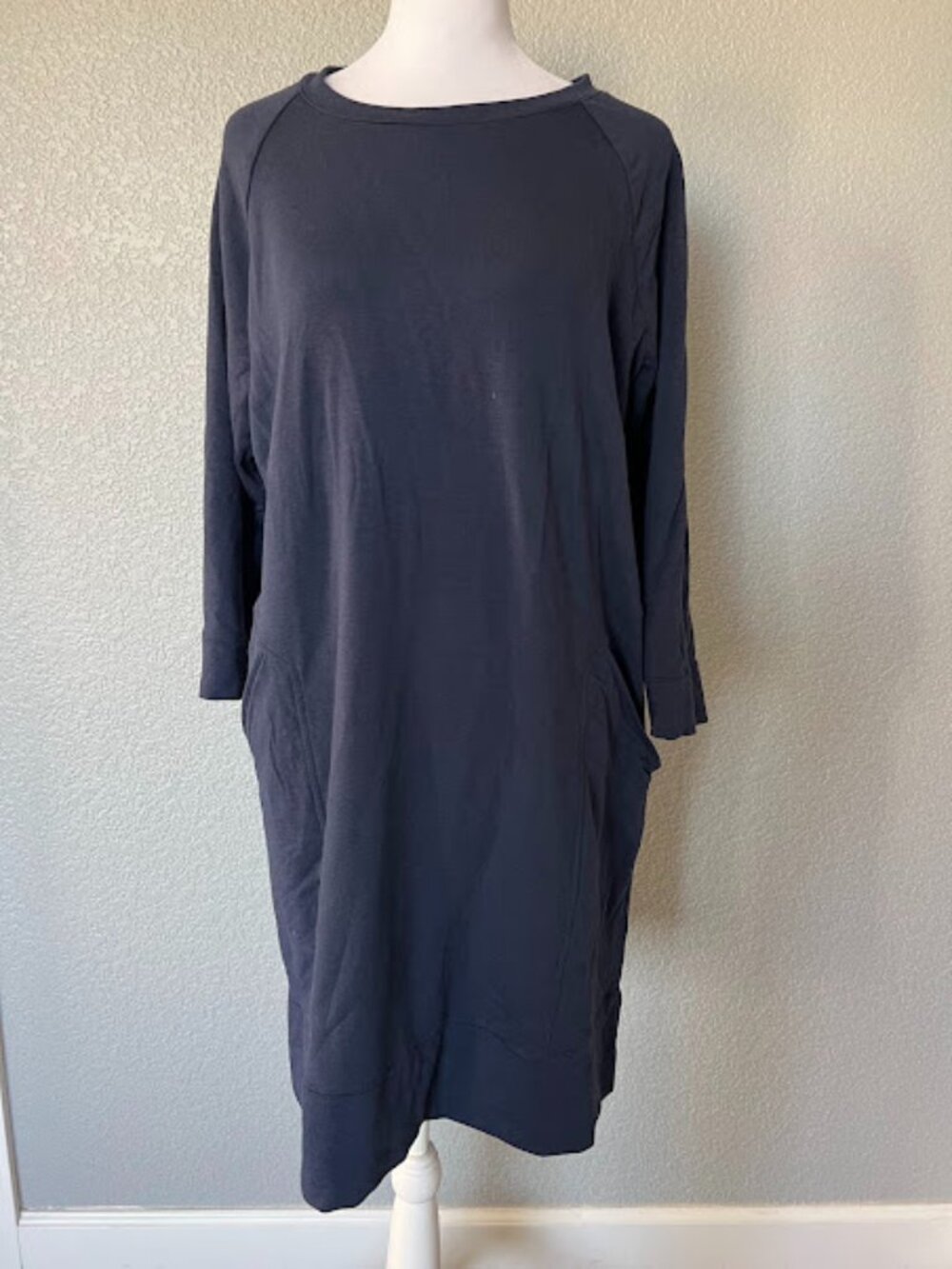 Anybody Navy Blue Cozy Knit French Terry Sneaker Dress Size Medium Petite MP